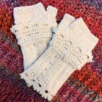 Year of the CALs:  Lacy Victorian Fingerless Gloves